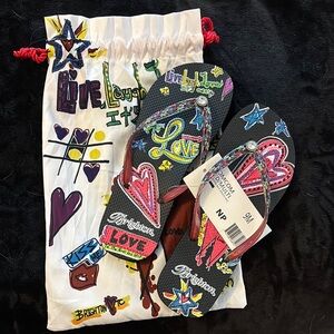 Never Worn Brighton Black and Pink Graffiti-Style Flip Flops and Drawstring Bag